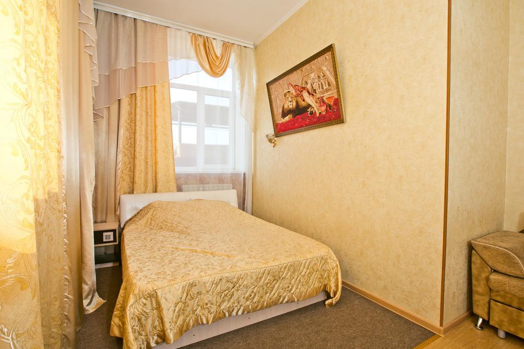 Hotel Boyard Уссурійськ Екстер'єр фото